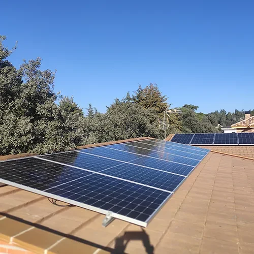 Imágen instalación paneles solares 2